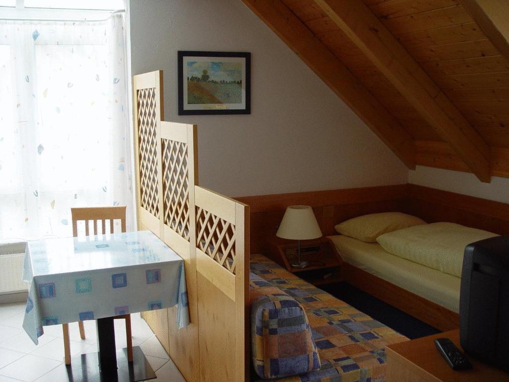 Gasthof Zur Sonne Штутгарт Номер фото
